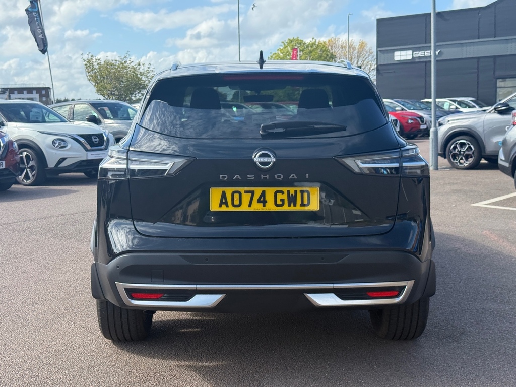 Nissan Qashqai 1.3 Dig-t Mh N-connecta AO74GWD Black #6