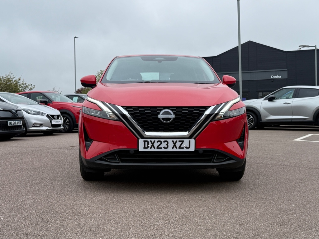 Nissan Qashqai 1.3 Dig-t Mh 158 Acenta Premium DX23XZJ Red #2