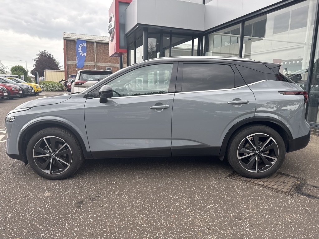 Nissan Qashqai 1.3 Dig-t Mh 158 Tekna Grey #5