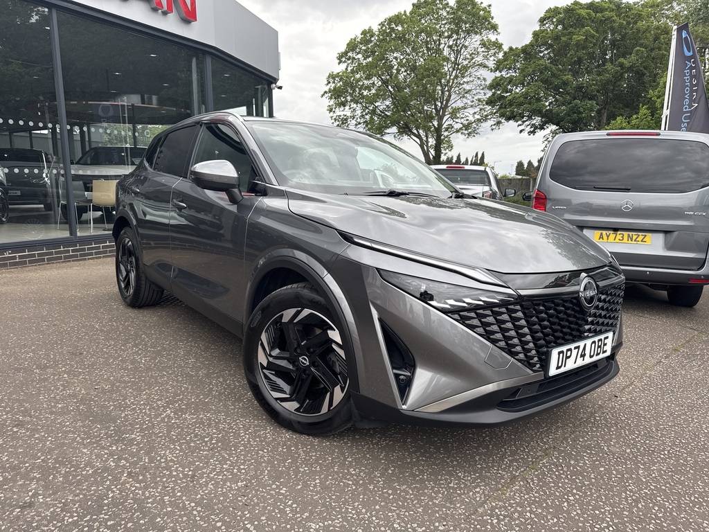 Nissan Qashqai 1.3 Dig-t Mh N-connecta