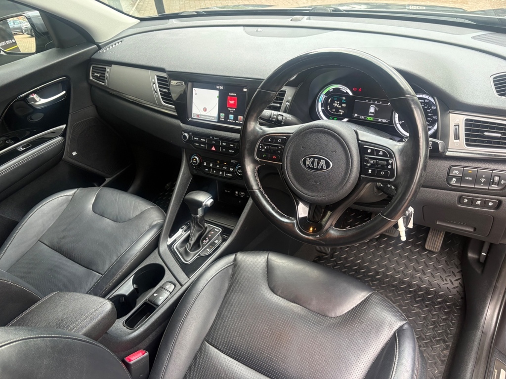 Kia Niro 1.6 Gdi Phev 3 Dct Estate KE68AAV Grey #2
