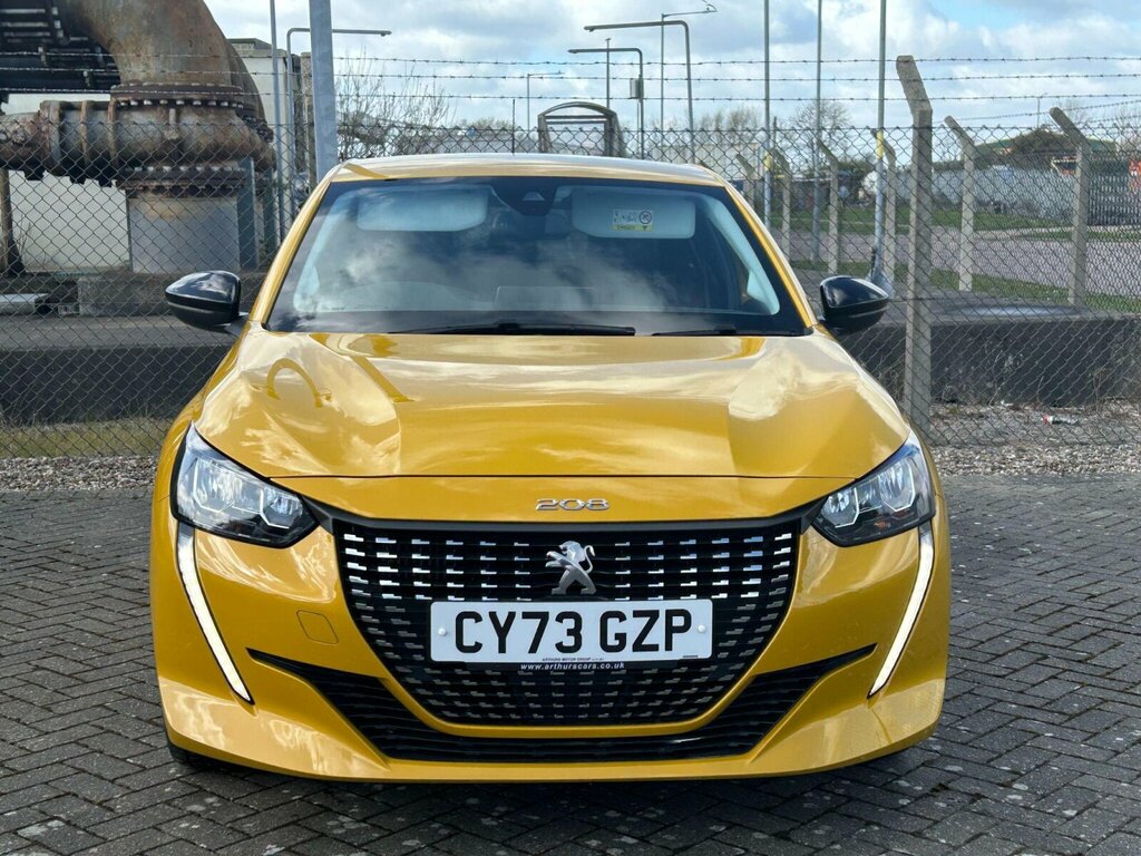 Peugeot 208 1.2 Puretech 100 Allure Premium Eat8 CY73GZP Yellow #2