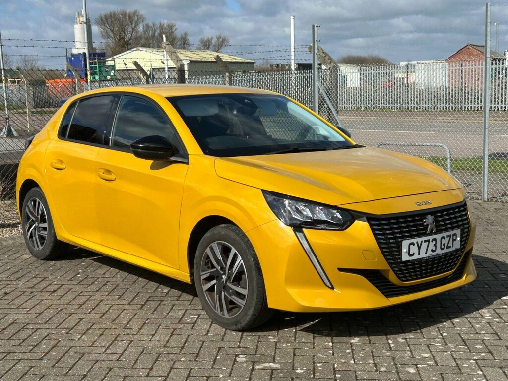Peugeot 208 1.2 Puretech 100 Allure Premium Eat8 Yellow