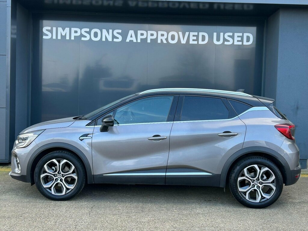 Renault Captur 1.6 E-tech Full Hybrid 145 Techno NG72UGH Black #4