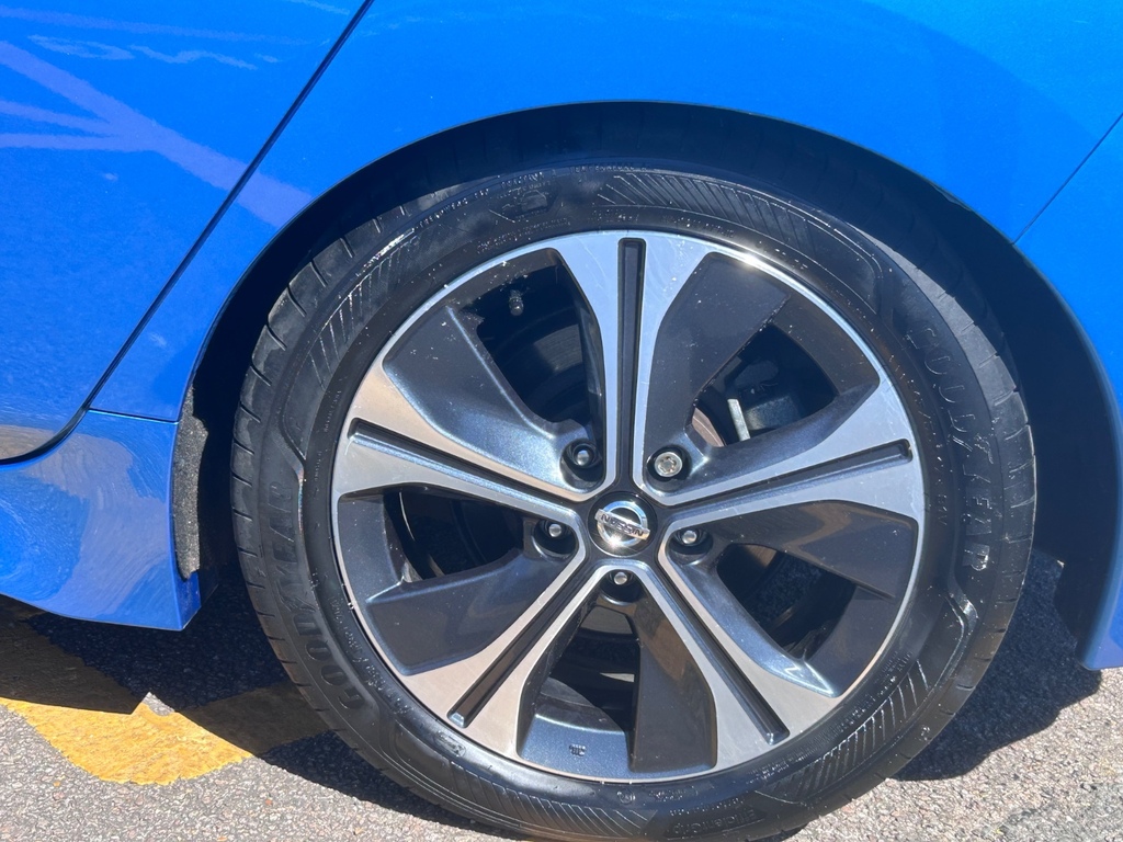 Nissan Leaf 110Kw N-connecta 40Kwh Blue #2