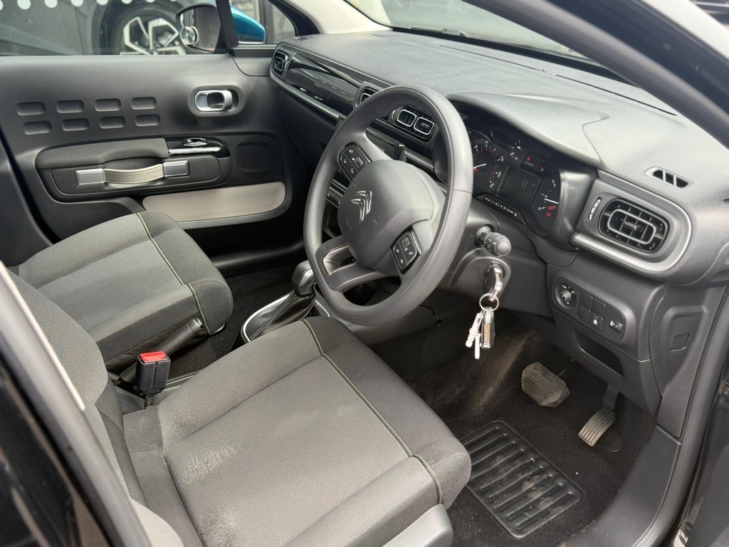Citroen C3 1.2 Puretech 110 Shine Eat6 AO21HMD Black #2