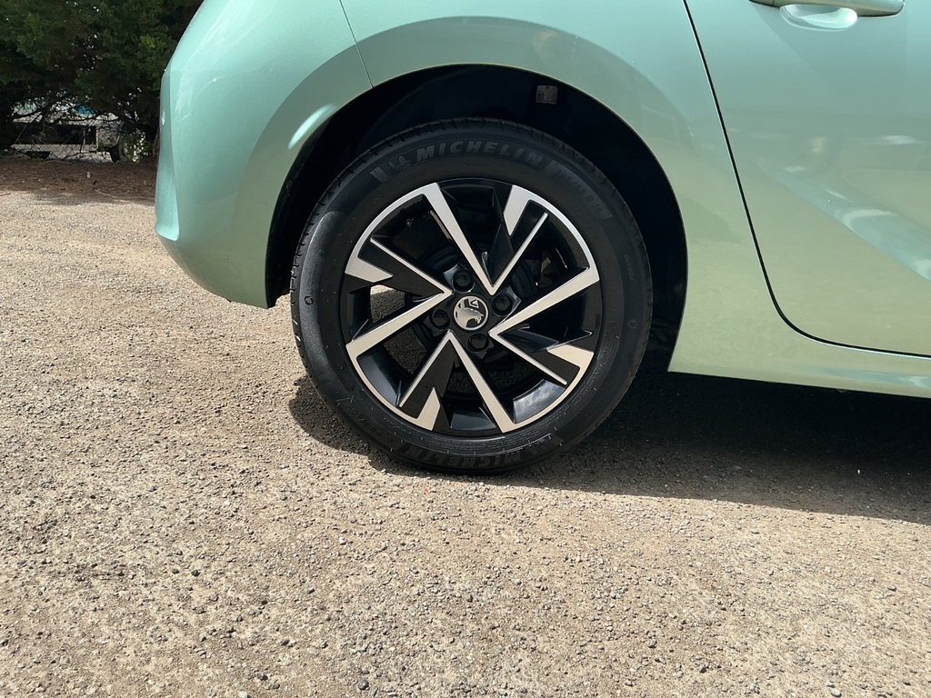 Vauxhall Corsa 1.2 Turbo Yes AV25MLY Green #6
