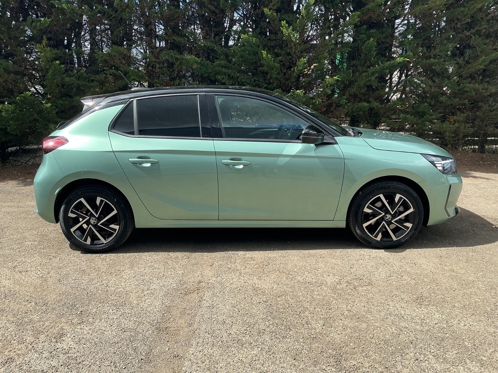 Vauxhall Corsa 1.2 Turbo Yes AV25MLY Green #2