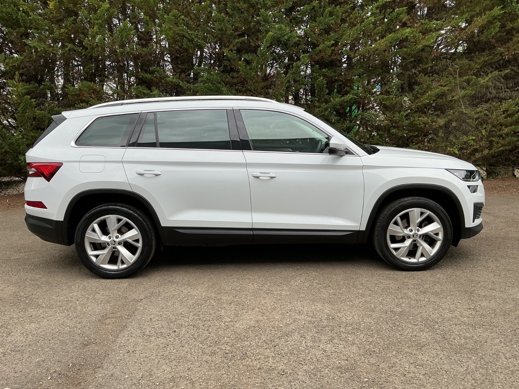 Skoda Kodiaq 1.5 Tsi Se L Dsg 7 Seat Estate EX22GFE White #2
