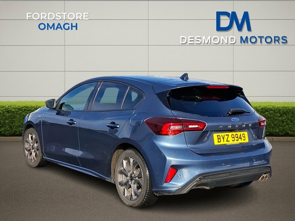 Ford Focus St-line Design 1.0L Ecoboost 125Ps 6 Speed Blue