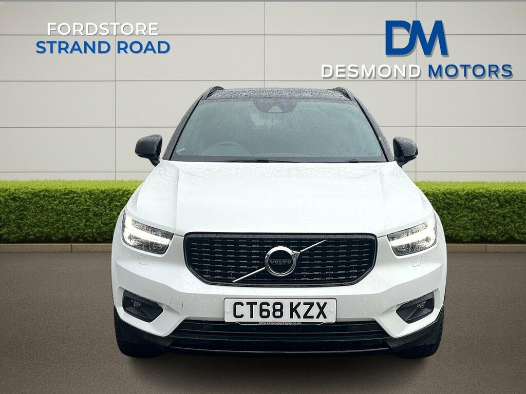 Volvo XC40 R-design Pro D3 CT68KZX White #3