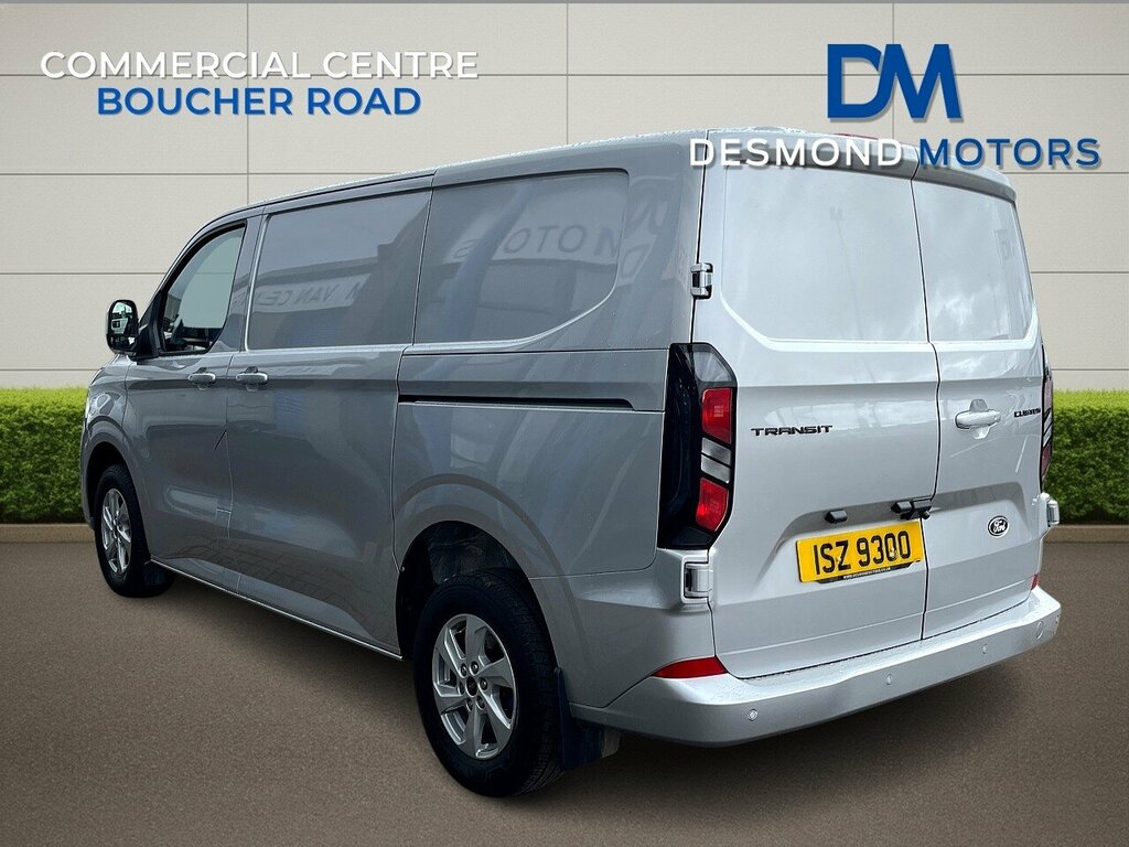 Ford Transit Custom Limited Swb Pannel Van No Vat Price Inculdes Vat Silver
