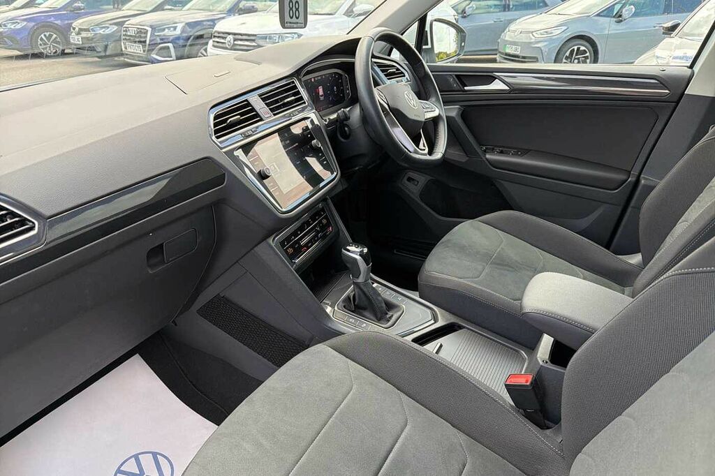 Volkswagen Tiguan 2.0 Tdi Elegance Dsg YY72XWT White #2