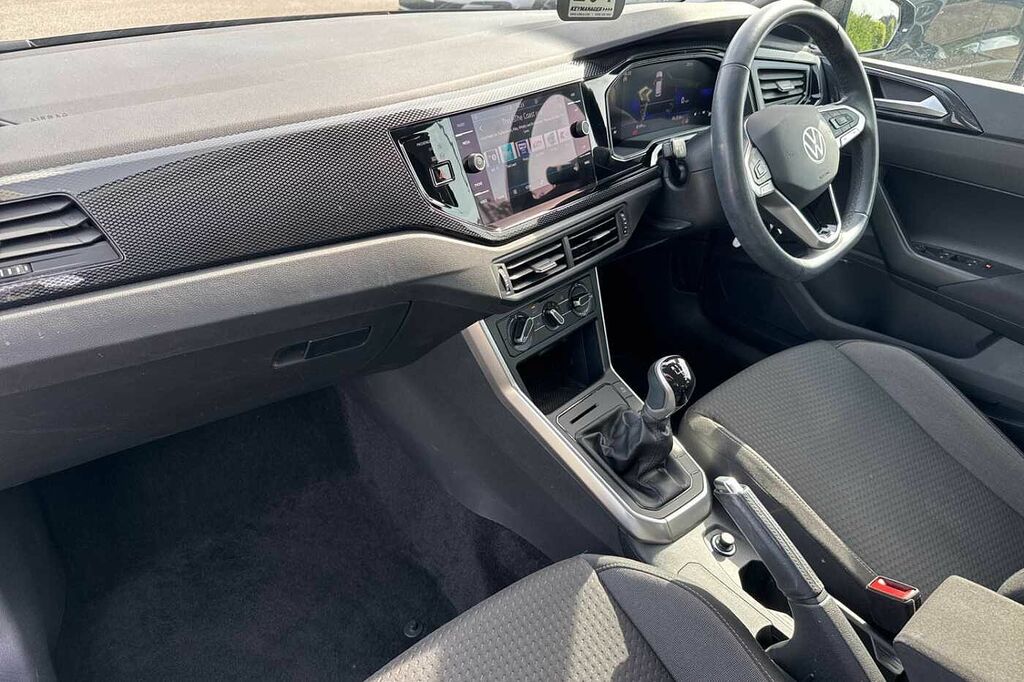 Volkswagen Polo 1.0 Tsi Life YY24FMG Black #2