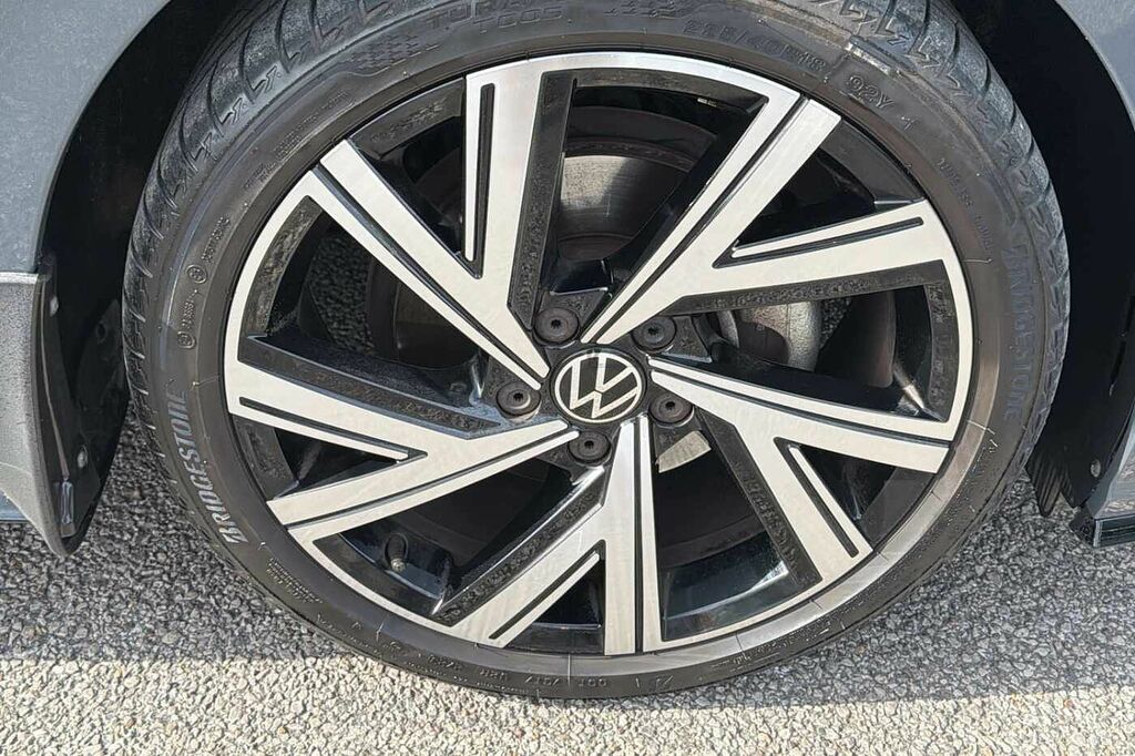 Volkswagen Golf 1.5 Tsi 150 R-line YX24UTU Grey #5
