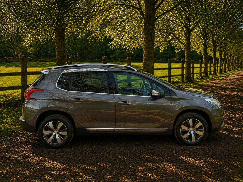 Peugeot 2008 Suv 1.2 Puretech Allure Euro 6 Ss 201515 HG15ZTS Grey #5