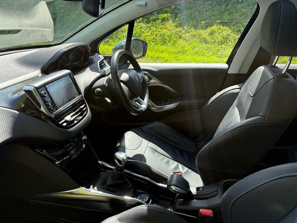 Peugeot 2008 Suv 1.6 Bluehdi Feline Euro 6 Ss Mistral KT65WCP Black #4