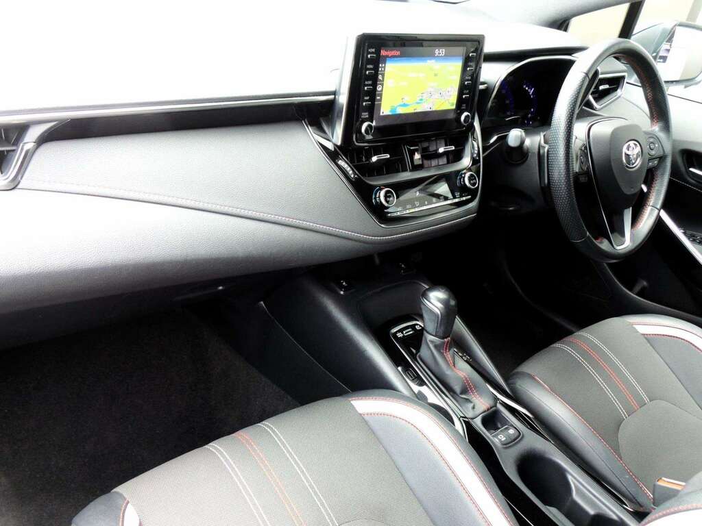 Toyota Corolla Gr Sport NU21AHV White #5