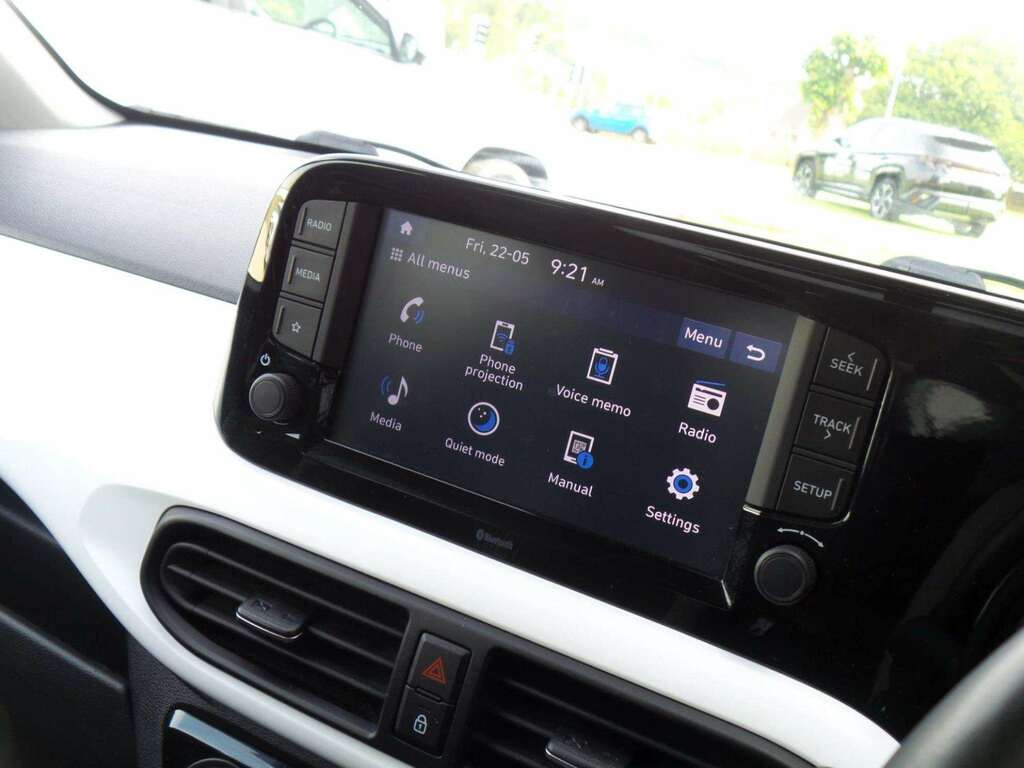 Hyundai I10 Premium WH72CWY Brown #6
