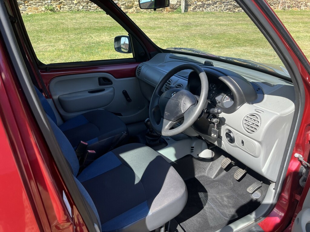 Renault Kangoo 1.6 Authentique 16V Blue #17