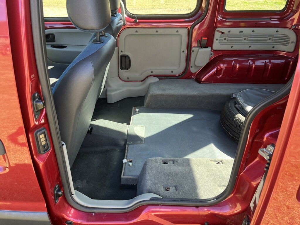 Renault Kangoo 1.6 Authentique 16V Blue #30
