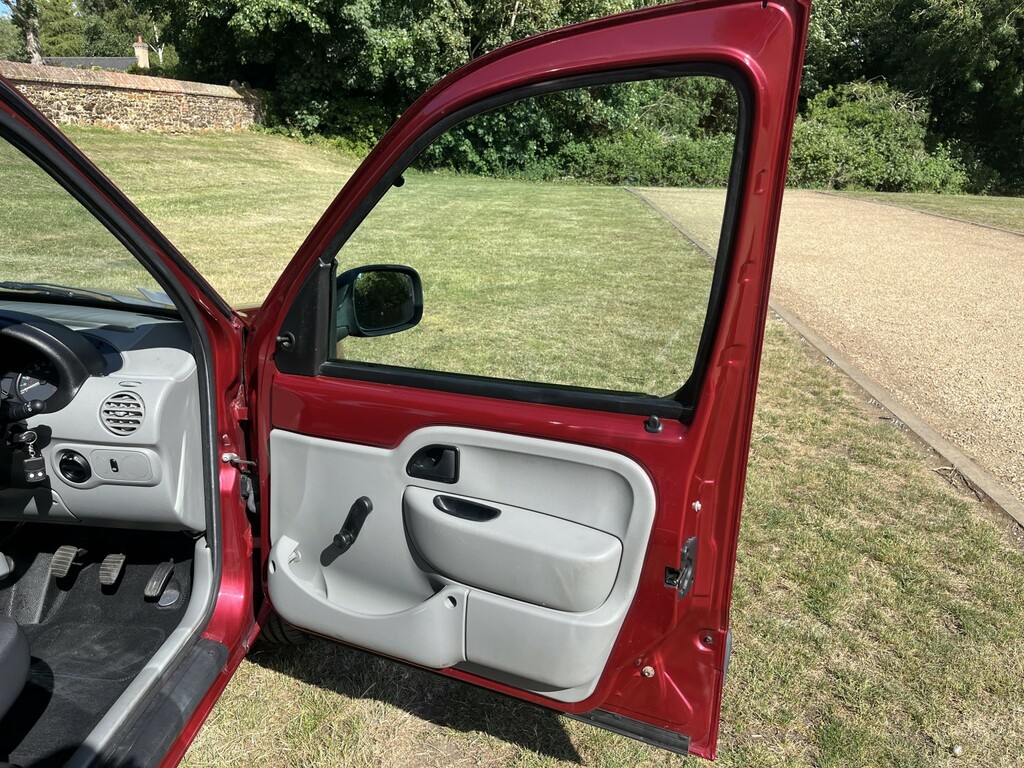 Renault Kangoo 1.6 Authentique 16V Blue #22