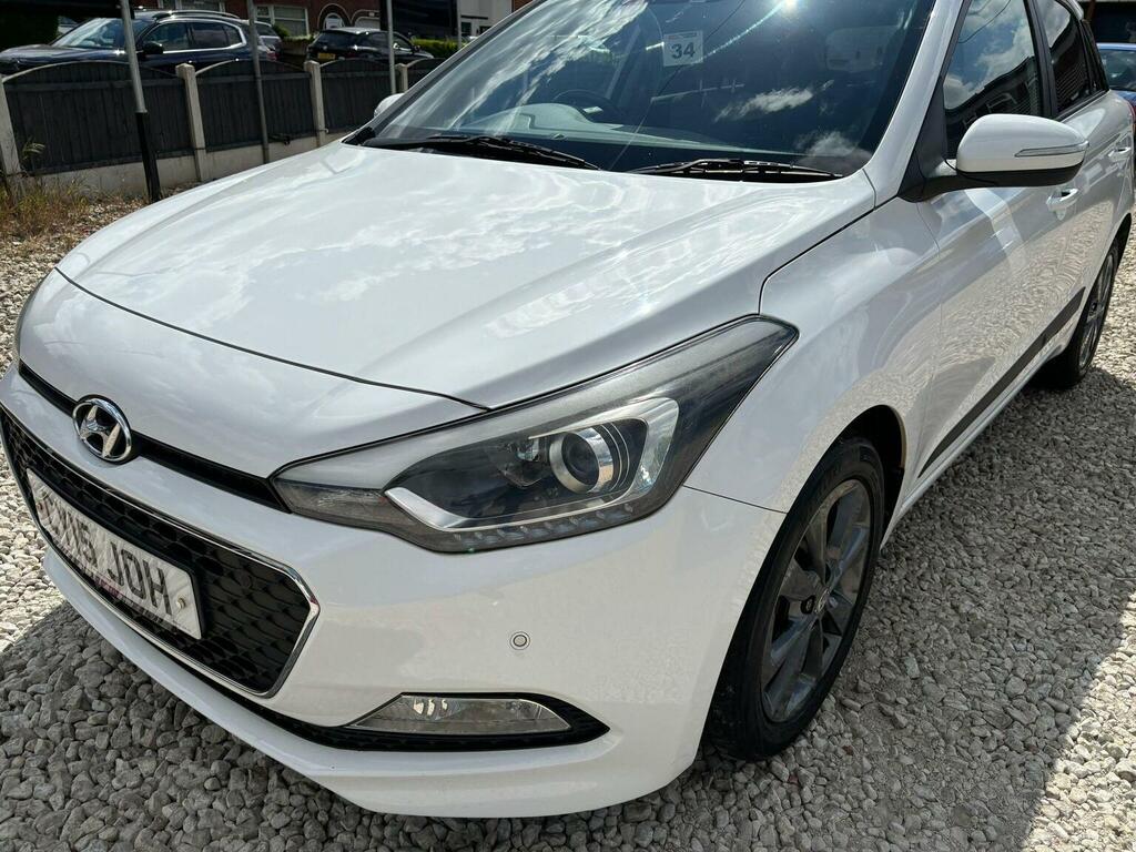 Hyundai I20 Hatchback 1.4 Premium Se Nav Euro 6 201515 White #5