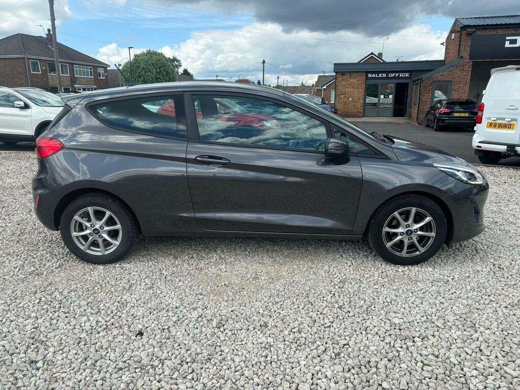 Ford Fiesta Hatchback 1.0T Ecoboost Zetec Euro 6 Ss 20 YJ68PJP Grey #6
