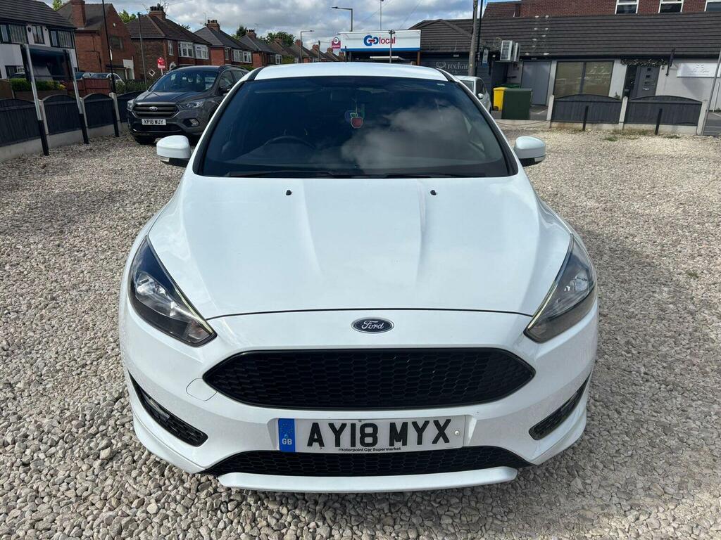 Ford Focus Hatchback 1.0T Ecoboost St-line Euro 6 Ss AY18MYX White #2