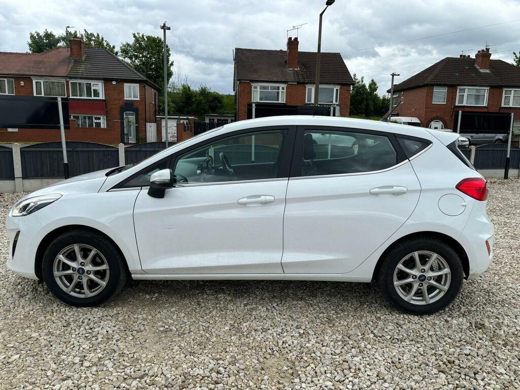Ford Fiesta Hatchback 1.0T Ecoboost Zetec Euro 6 Ss 20 AE18XBJ White #4
