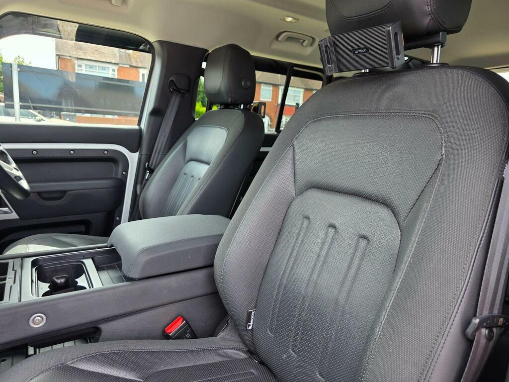 Land Rover Defender 110 Soft Top Green #76