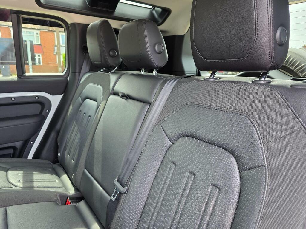Land Rover Defender 110 Soft Top Green #67