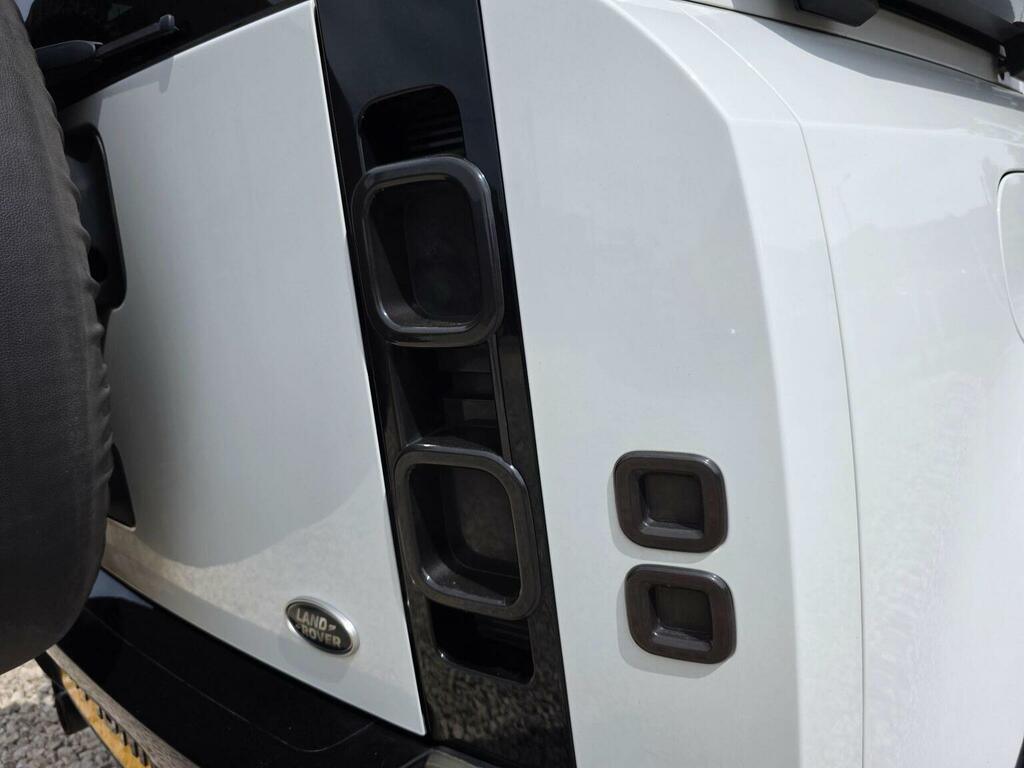 Land Rover Defender 110 Soft Top Green #22