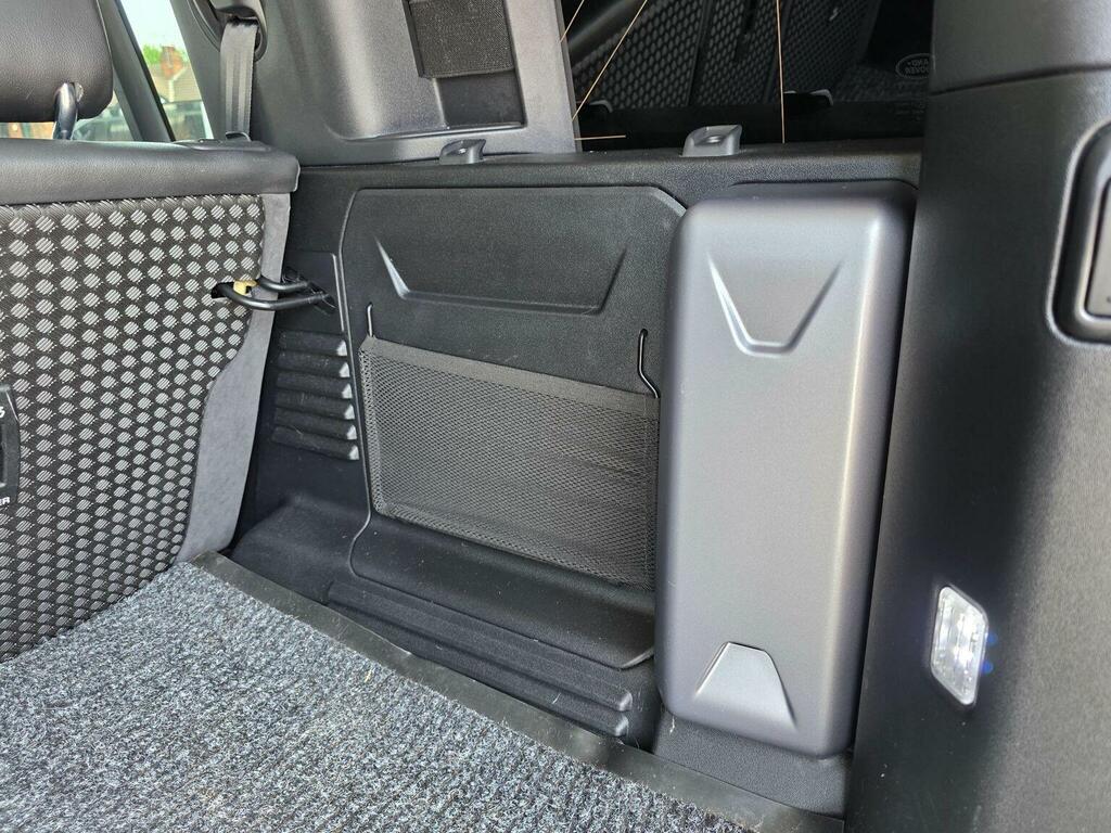 Land Rover Defender 110 Soft Top Green #62