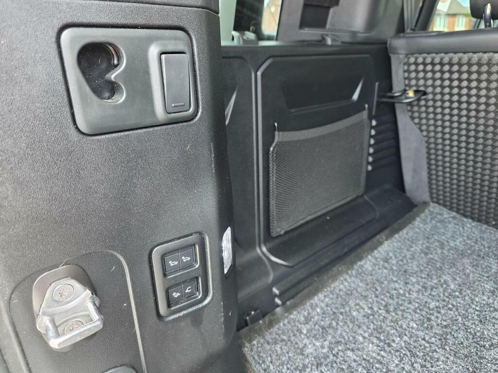 Land Rover Defender 110 Soft Top Green #61