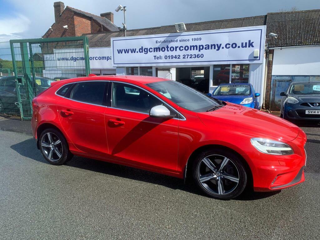 Volvo V40 1.5 T2 R-design Euro 6 S S Red