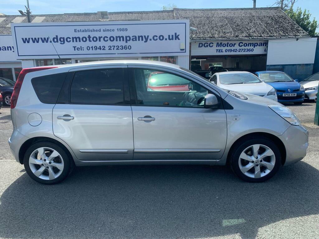 Nissan Note 1.4 16V N-tec Euro 5 Silver #4