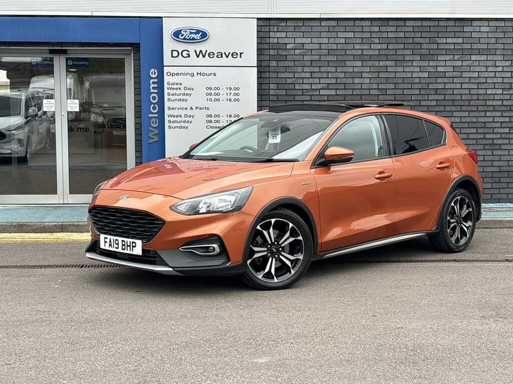 Ford Focus Active X Orange