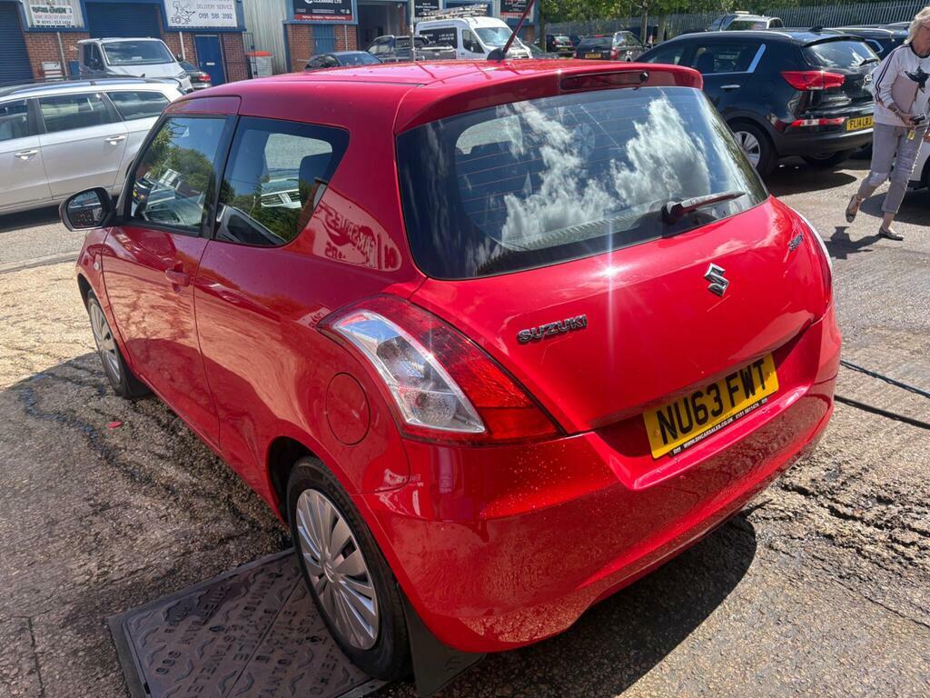 Suzuki Swift 1.2 Sz2 Euro 5 NU63FWT Red #4