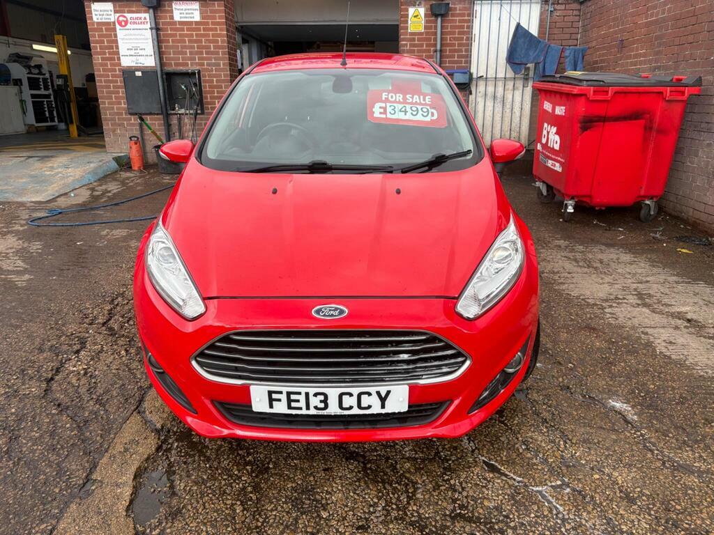 Ford Fiesta 1.0 Titanium Euro 5 S S FE13CCY Red #2