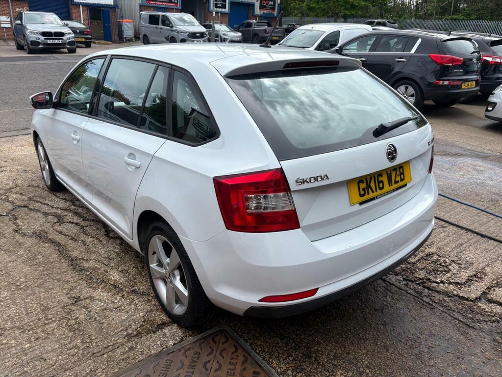 Skoda Rapid Spaceback 1.4 Tdi Se Tech Euro 6 S S White #4