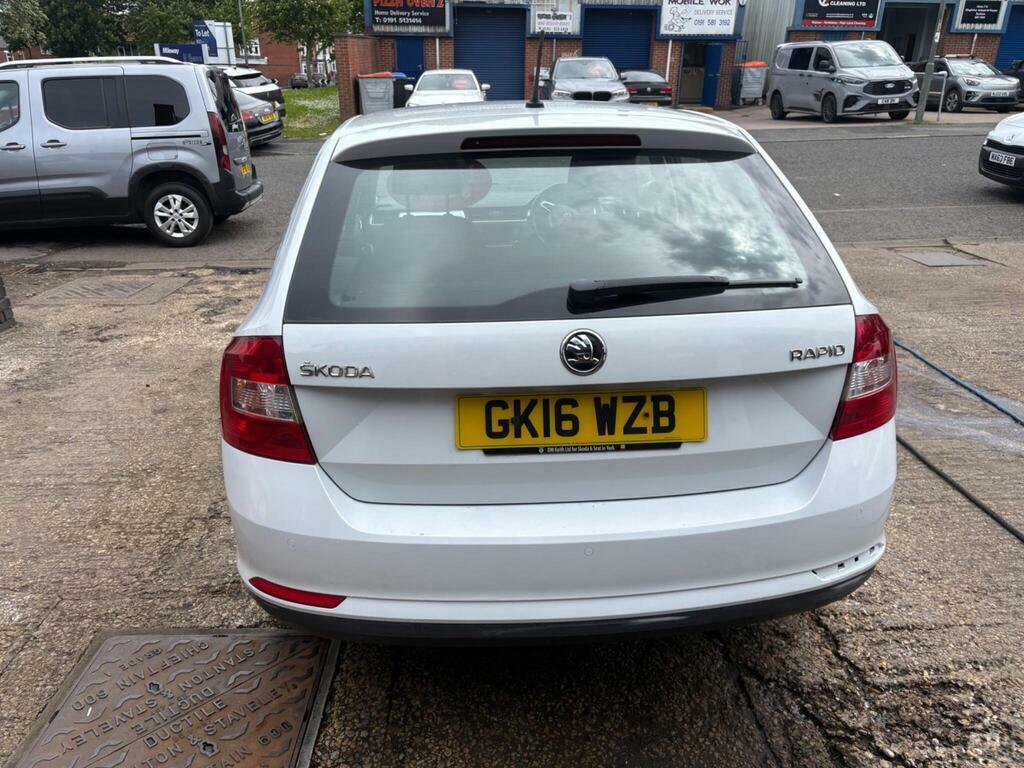Skoda Rapid Spaceback 1.4 Tdi Se Tech Euro 6 S S White #5