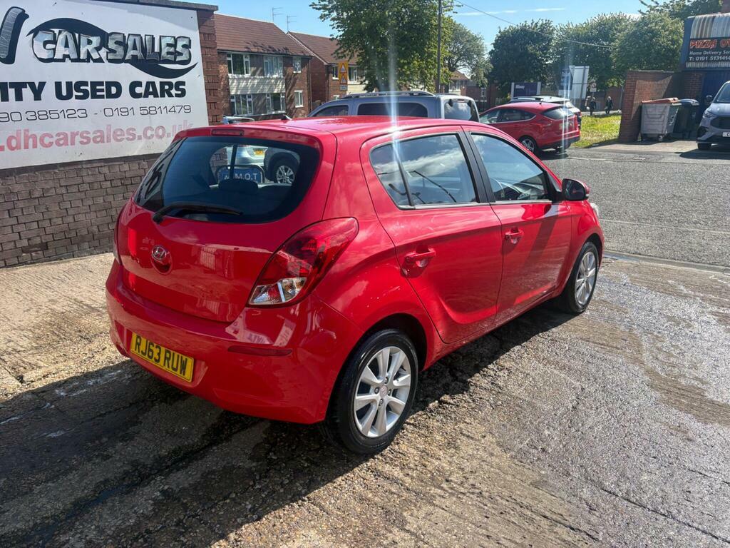 Hyundai I20 1.1 Crdi Active Euro 5 Red #6