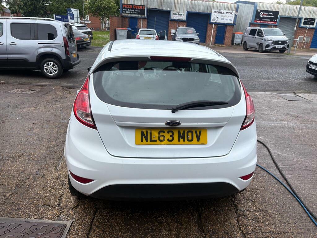 Ford Fiesta 1.5 Tdci Style Euro 5 NL63MOV White #5
