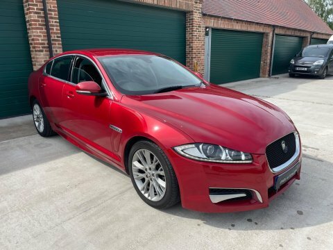 Jaguar XF 2.2D Sport LR62CYG Red #2