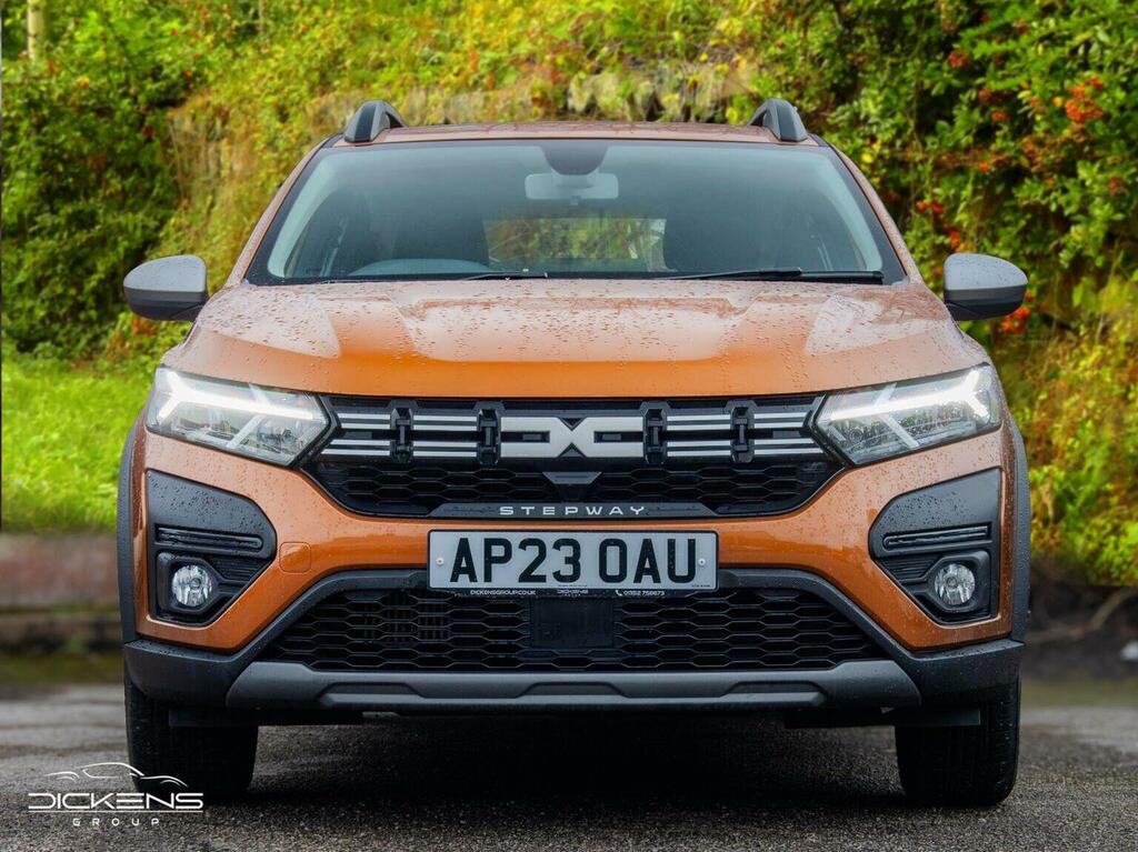 Dacia Sandero Stepway Hatchback 1.0 Tce Expression Euro 6 Ss 202 AP23OAU Orange #2