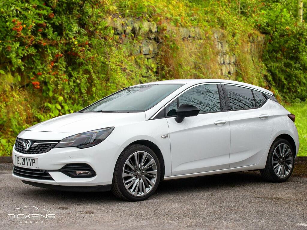 Vauxhall Astra Hatchback 1.2 Turbo Griffin Edition Euro 6 Ss 5 BJ21VVP White #3