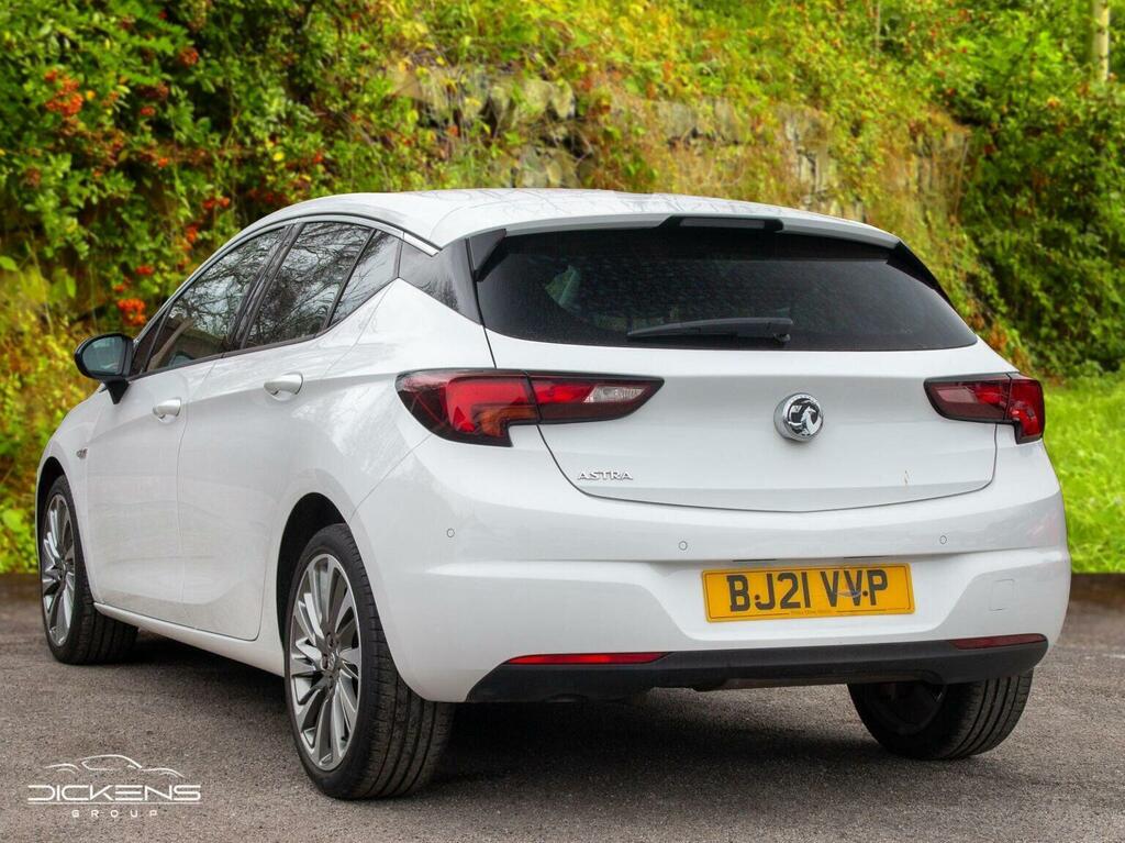 Vauxhall Astra Hatchback 1.2 Turbo Griffin Edition Euro 6 Ss 5 BJ21VVP White #4