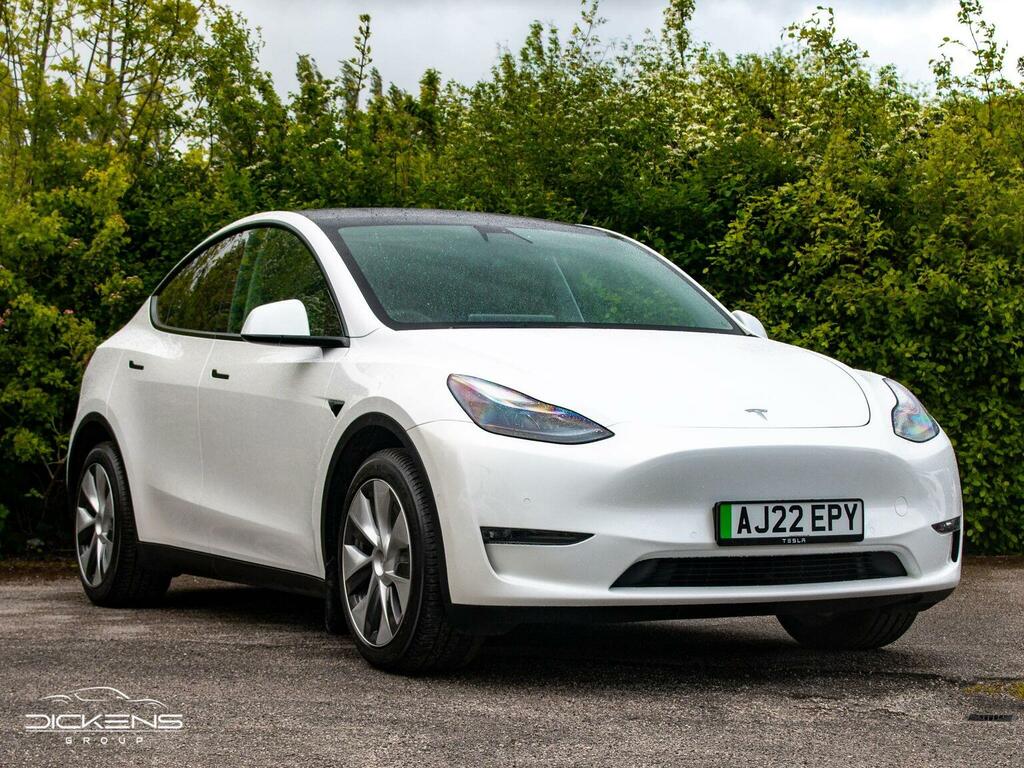 Tesla Model Y Suv Dual Motor Long Range 4Wde 202222 White