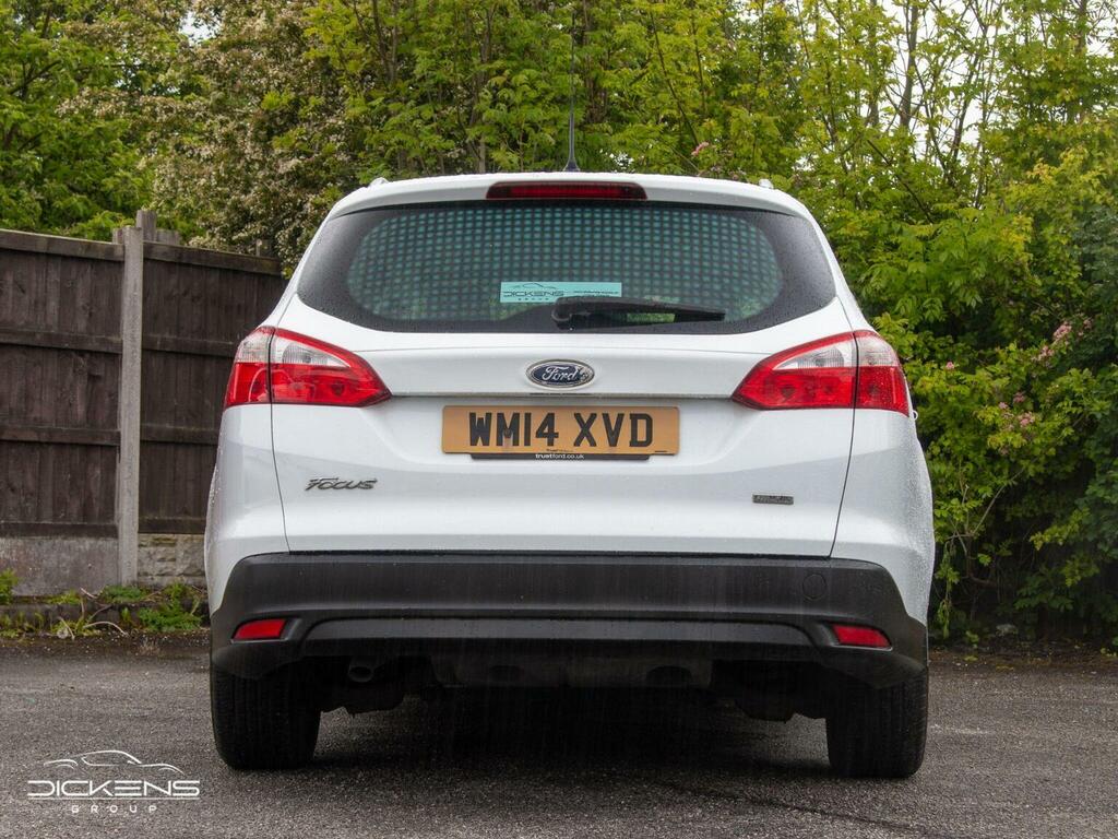 Ford Focus Estate 1.6 Tdci Econetic Zetec Euro 5 Ss 2 WM14XVD White #5
